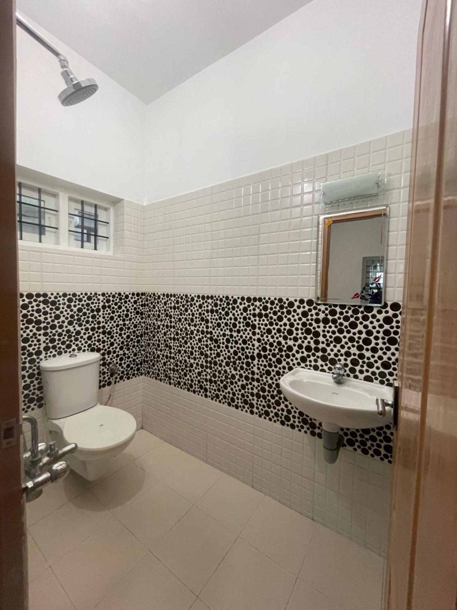 Dream Home Kochi Tripunithura Zewnętrze zdjęcie